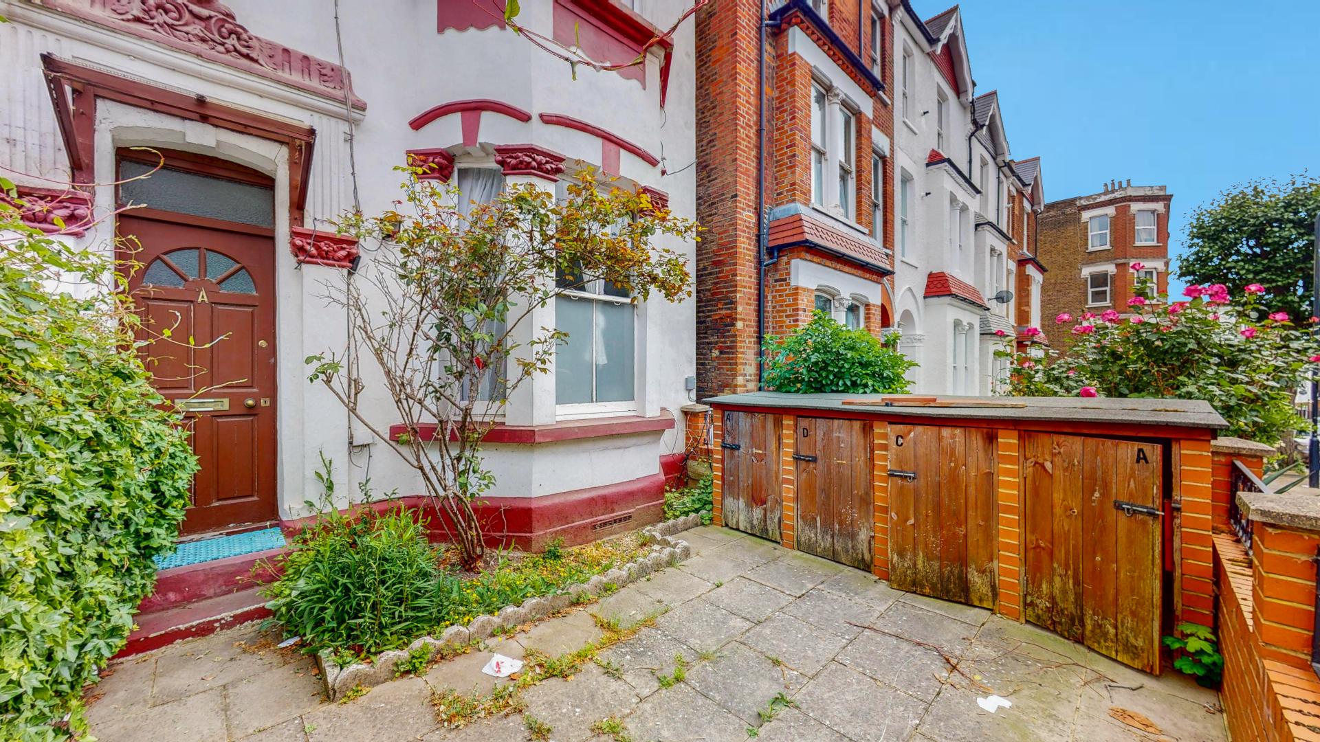 Stunning Apartment Streatley Road, Kilburn